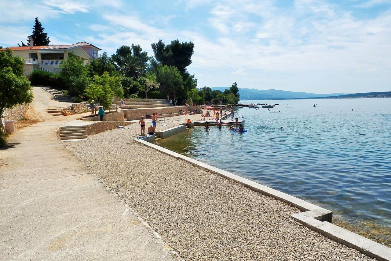 Apartments With A Parking Space Maslenica, Novigrad - 12636 Jasenice  Exterior photo